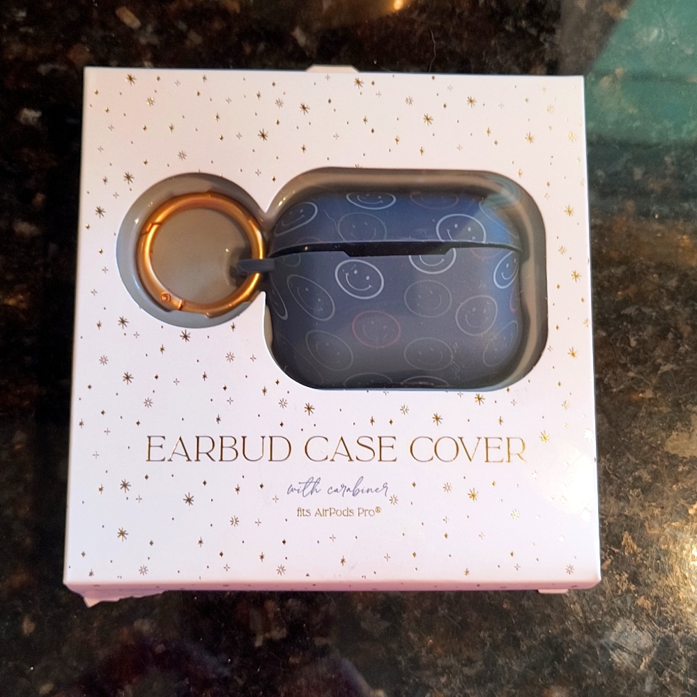 NIB AirPods Pro Earbud Case Cover with Carabiner